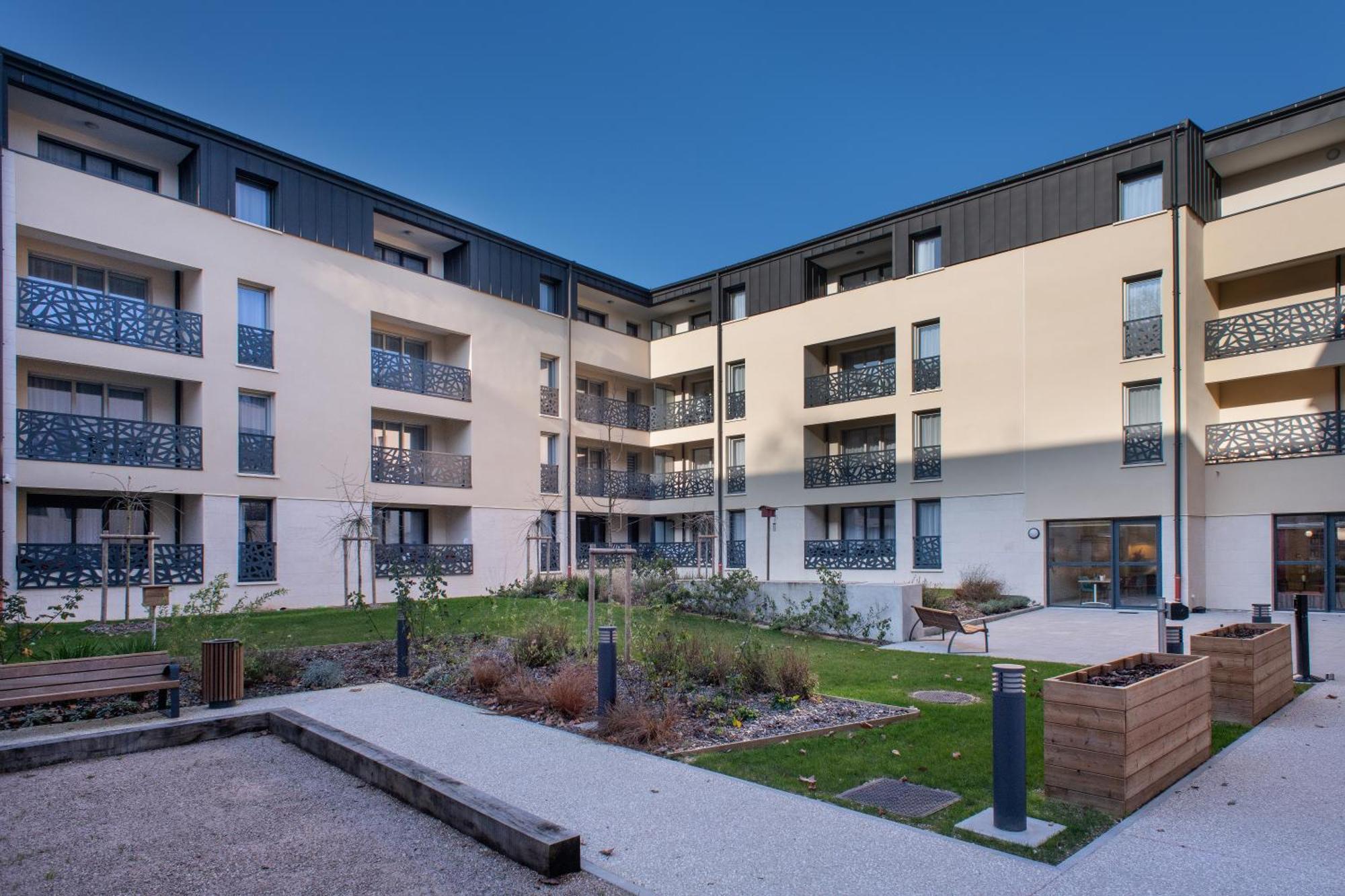 Domitys La Clef Des Arts Aparthotel Châlons-en-Champagne Екстериор снимка