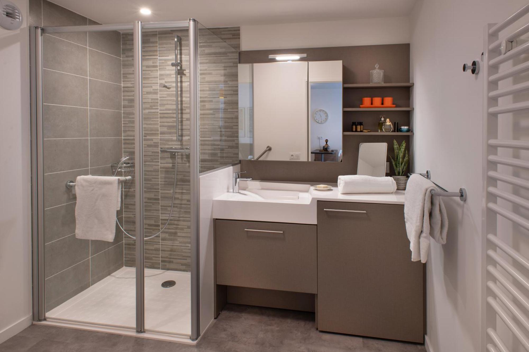 Domitys La Clef Des Arts Aparthotel Châlons-en-Champagne Екстериор снимка